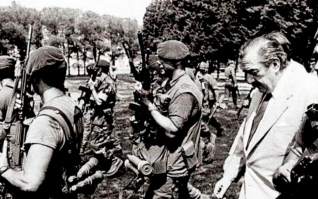 “Adiós a las armas”: las relaciones entre el gobierno civil y el Ejército en los primeros años de la restauración democrática (1983-1985)