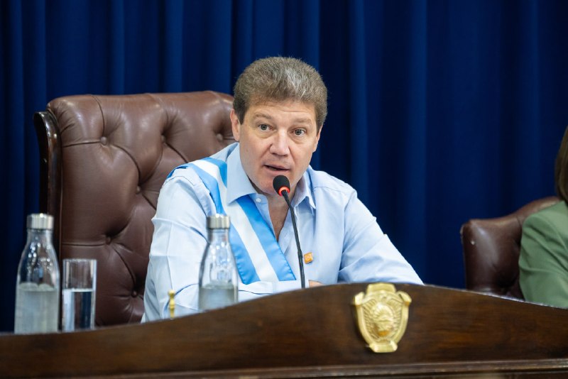 EL GOBERNADOR MELELLA PRESENTÓ UN PAQUETE DE LEYES